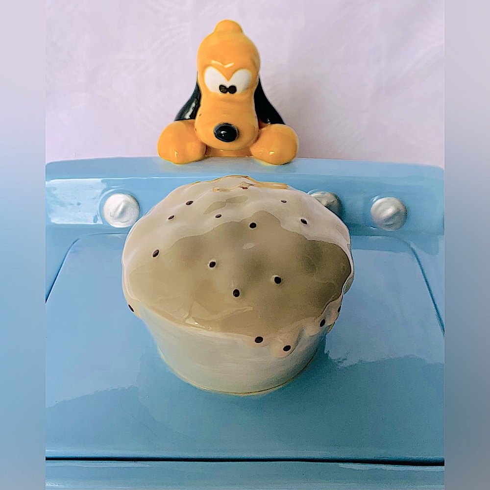 Disney Store Mickey Minnie Pluto Baking Oven Cookie Jar - Picture 4 of 13